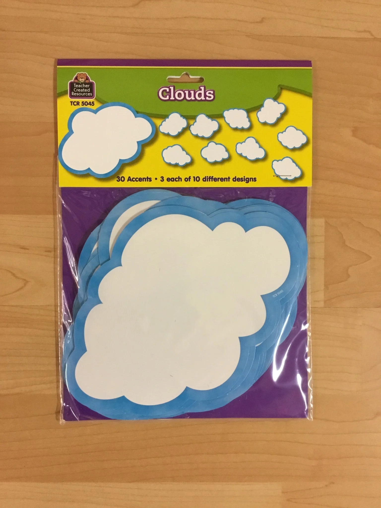 CLOUDS ACCENTS