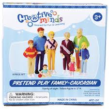 PRETEND PLAY FAMILY